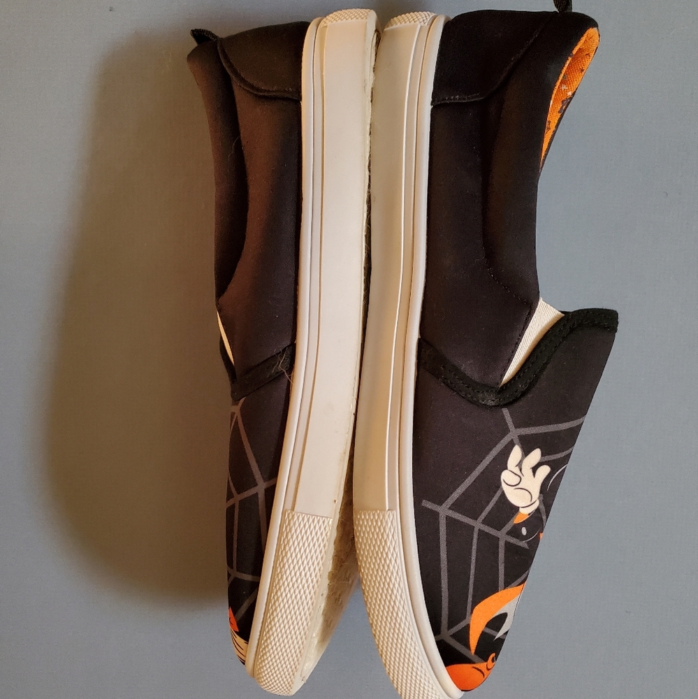 Halloween minnie and mickey slip ons hottopic - Picture 3 of 6